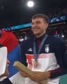 Bogdan Bogdanovi I Aleksa Avramovi Glavna Senzacija Na Internetu