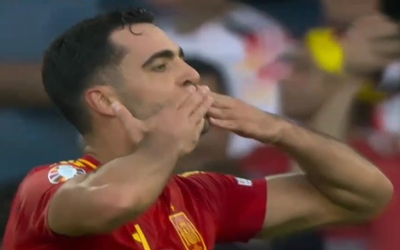 EURO 2024: Majka mu branila da igra fudbal, a sada je heroj Španije - O njegovoj proslavi gola bruji Evropa! (VIDEO)