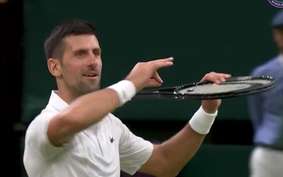 Odgovor koji će vas rastopiti: Novak Djoković otkrio zašto je imitirao violinu na Wimbledonu! 
