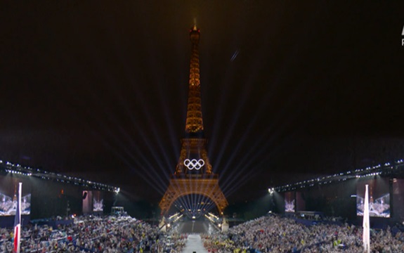 Olimpijske igre 2024. u Parizu. Spektakularno otvaranje i veličanstveni povratak Celin Dion! (FOTO)